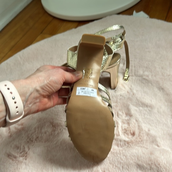 Brand new gold sandals | Bocage | size 9 / 40 - Picture 5 of 6